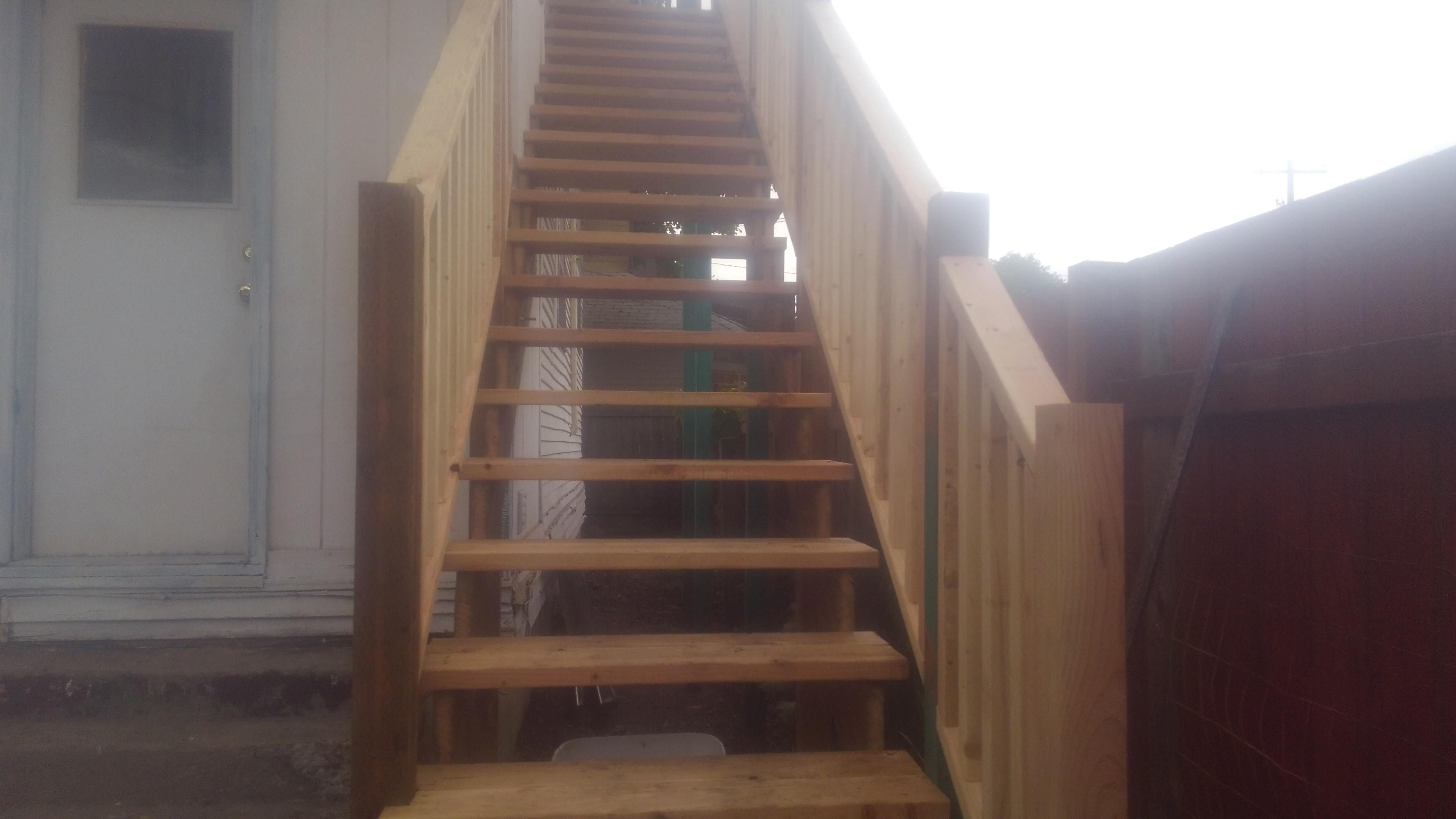 Covered porch beam and ceiling structure